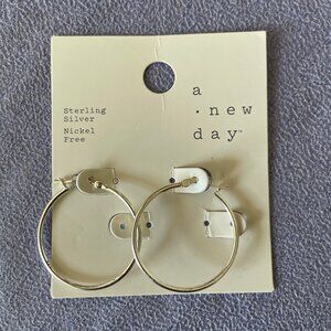 925 Small Hoop Earrings - Brand New